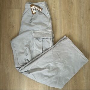 SKIMS Boyfriend Fleece Cargo Sweatpant in Zen Blue size Medium